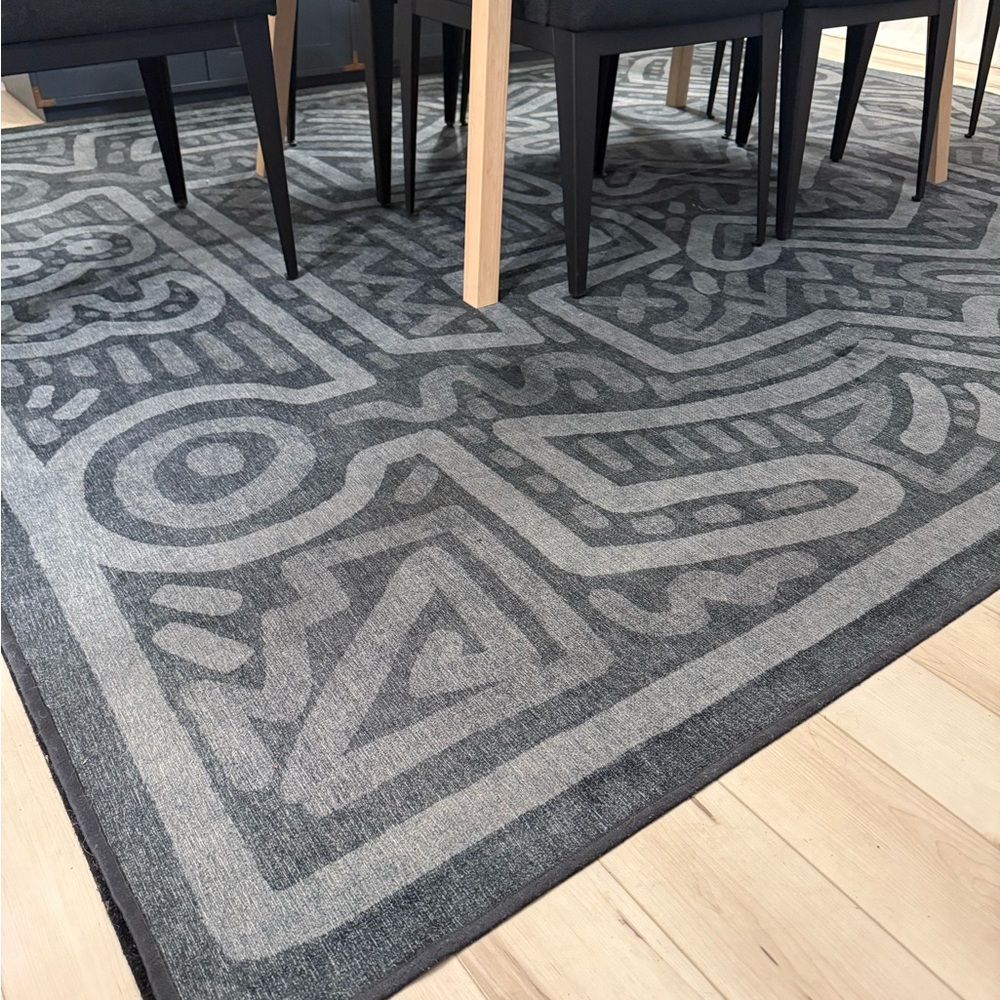 Ruggable Keith Haring Abstract 8x10 rug - Picture 2 of 5